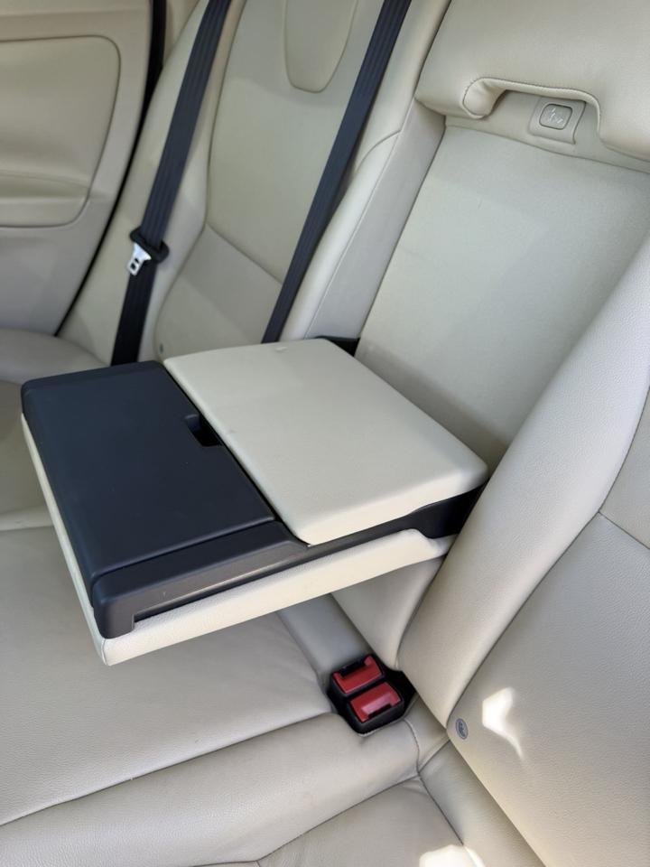 Volvo XC60 T6 Drive-E Platinum FWD 2015