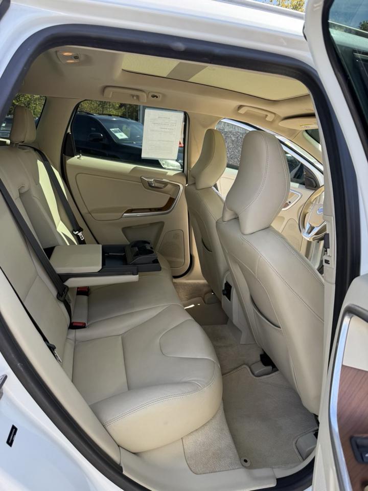 Volvo XC60 T6 Drive-E Platinum FWD 2015