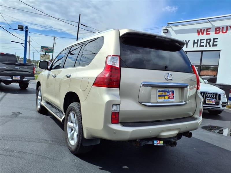 Lexus GX 460 Sport Utility 2011