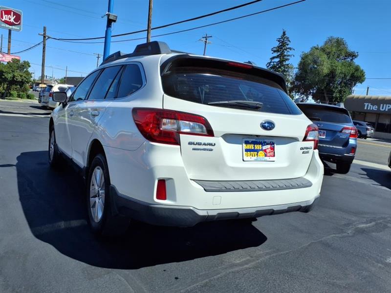 2017 Subaru Outback 2.5i photo 3