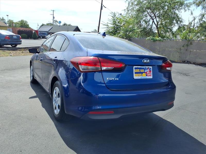 2018 Kia Forte LX S EX photo 4