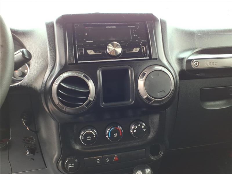 Jeep Wrangler Unlimited Sport 4WD 2011