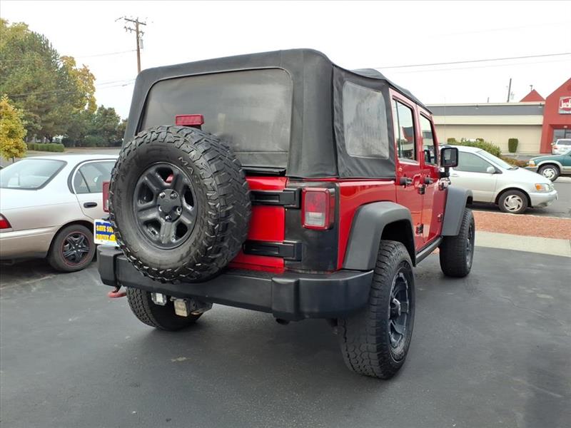 Jeep Wrangler Unlimited Sport 4WD 2011