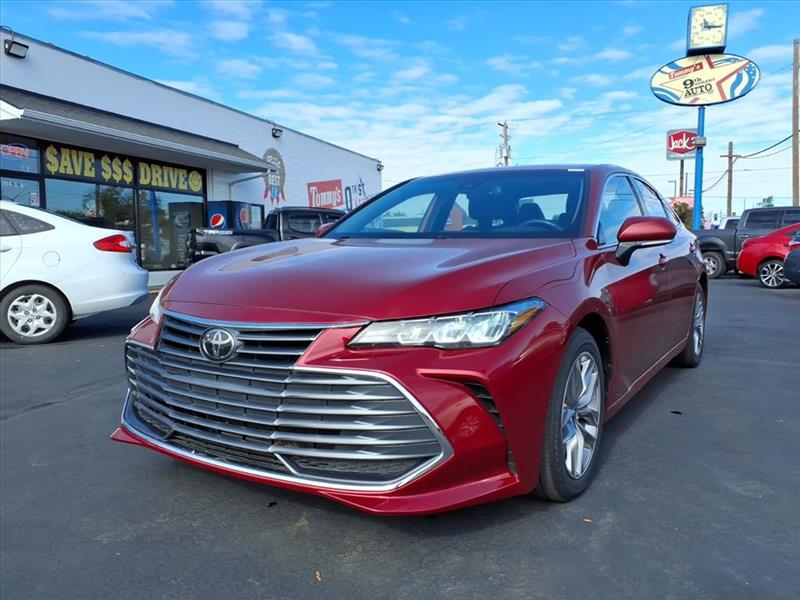 Toyota Avalon XLE 2022