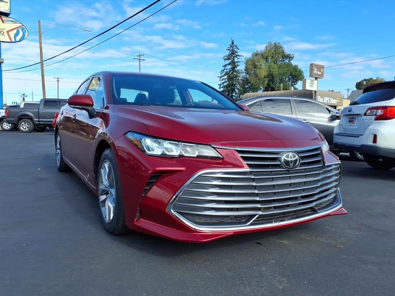 Toyota Avalon XLE 2022