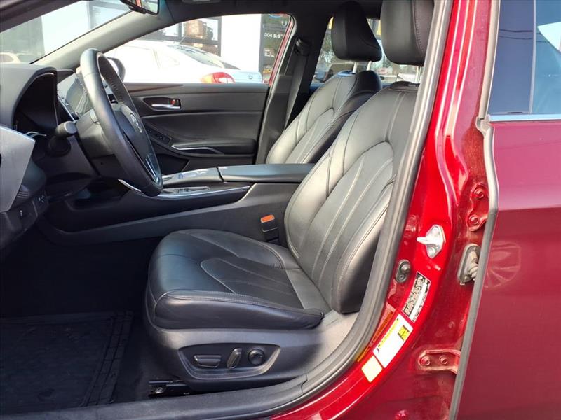 Toyota Avalon XLE 2022