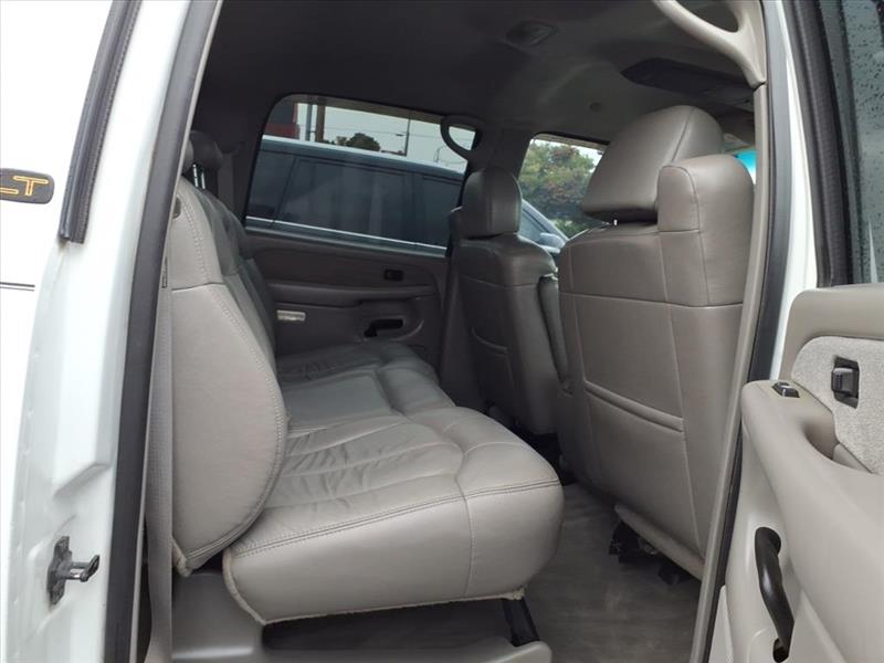 Chevrolet Silverado 2500HD Crew Cab Long Bed 4WD 2002