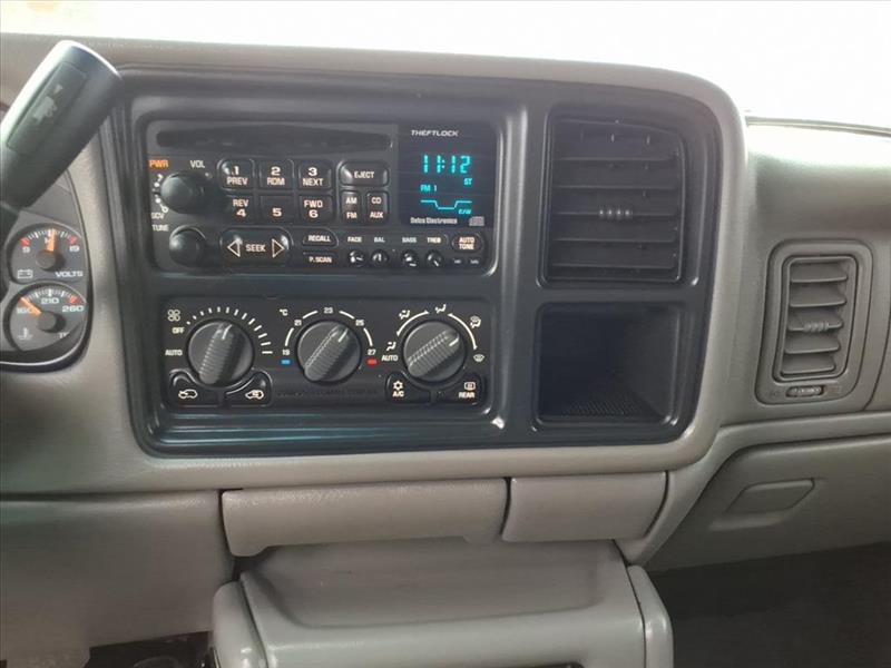 Chevrolet Silverado 2500HD Crew Cab Long Bed 4WD 2002