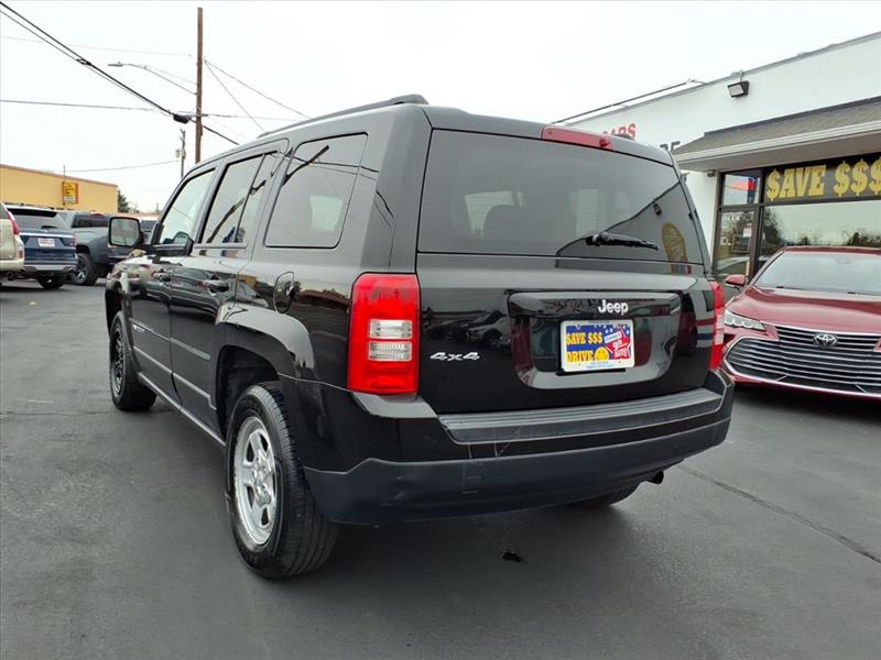 2016 Jeep Patriot Sport photo 3