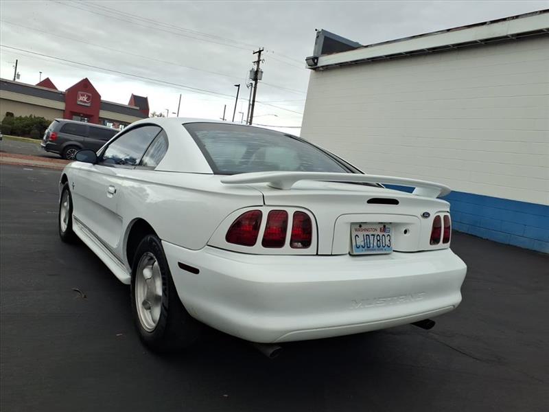 Ford Mustang Coupe 1998
