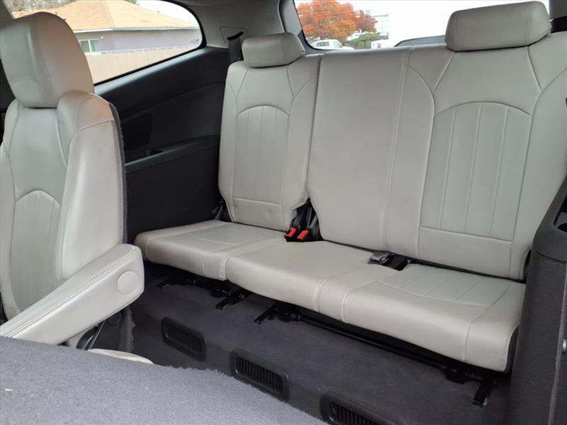 Chevrolet Traverse LTZ AWD 2012