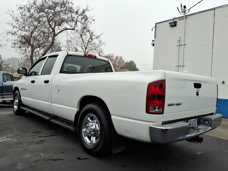 2005 Dodge Ram 3500 ST photo 4