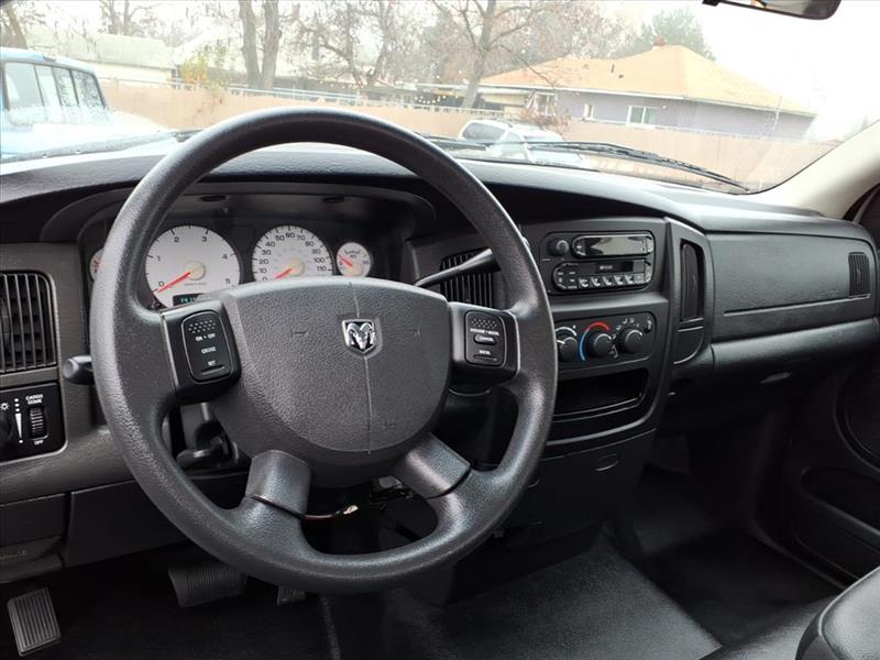 Dodge Ram 3500 ST Quad Cab Long Bed 2WD 2005