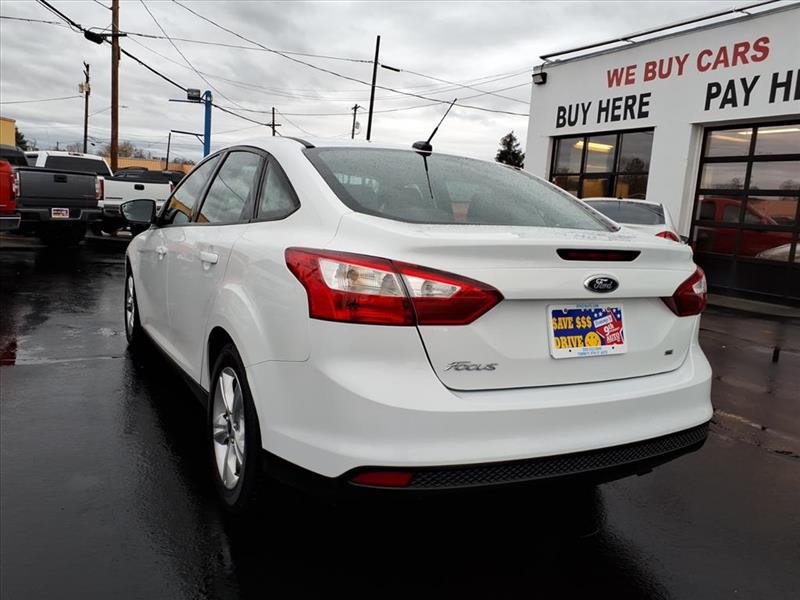 Ford Focus SE Sedan 2014