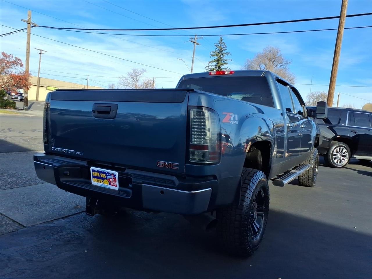 GMC Sierra 2500HD SLT Crew Cab 4WD 2012