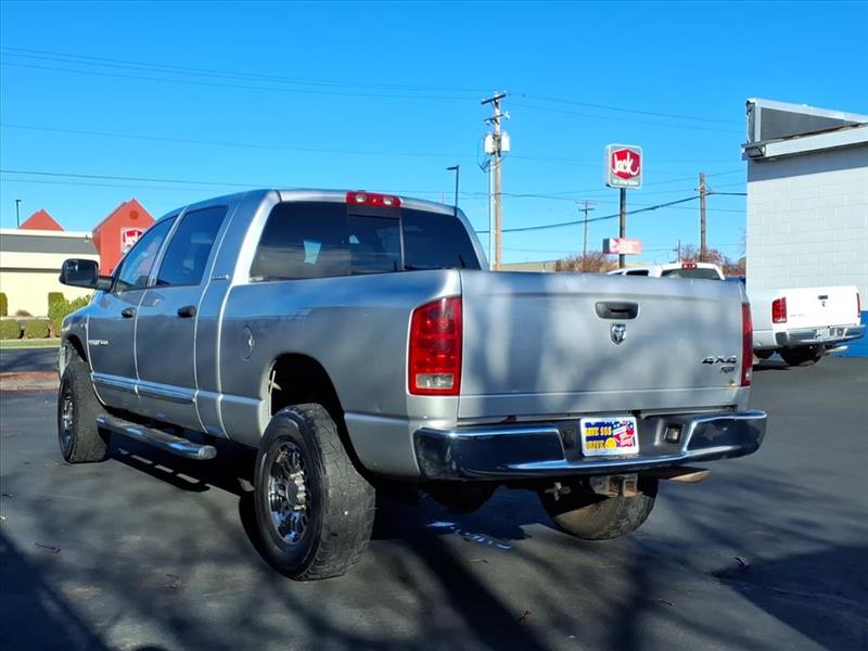 Dodge Ram 1500 SLT Mega Cab 4WD 2006