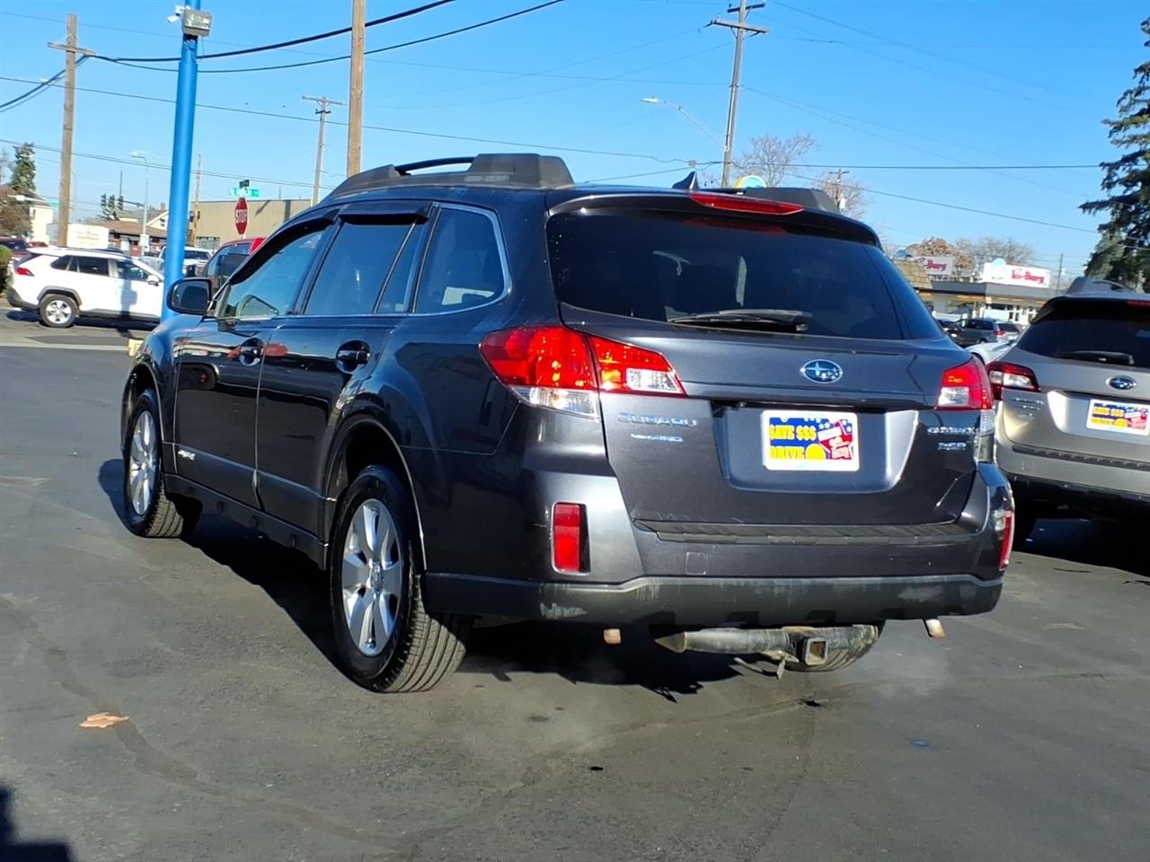 Subaru Outback 3.6R Limited 2011