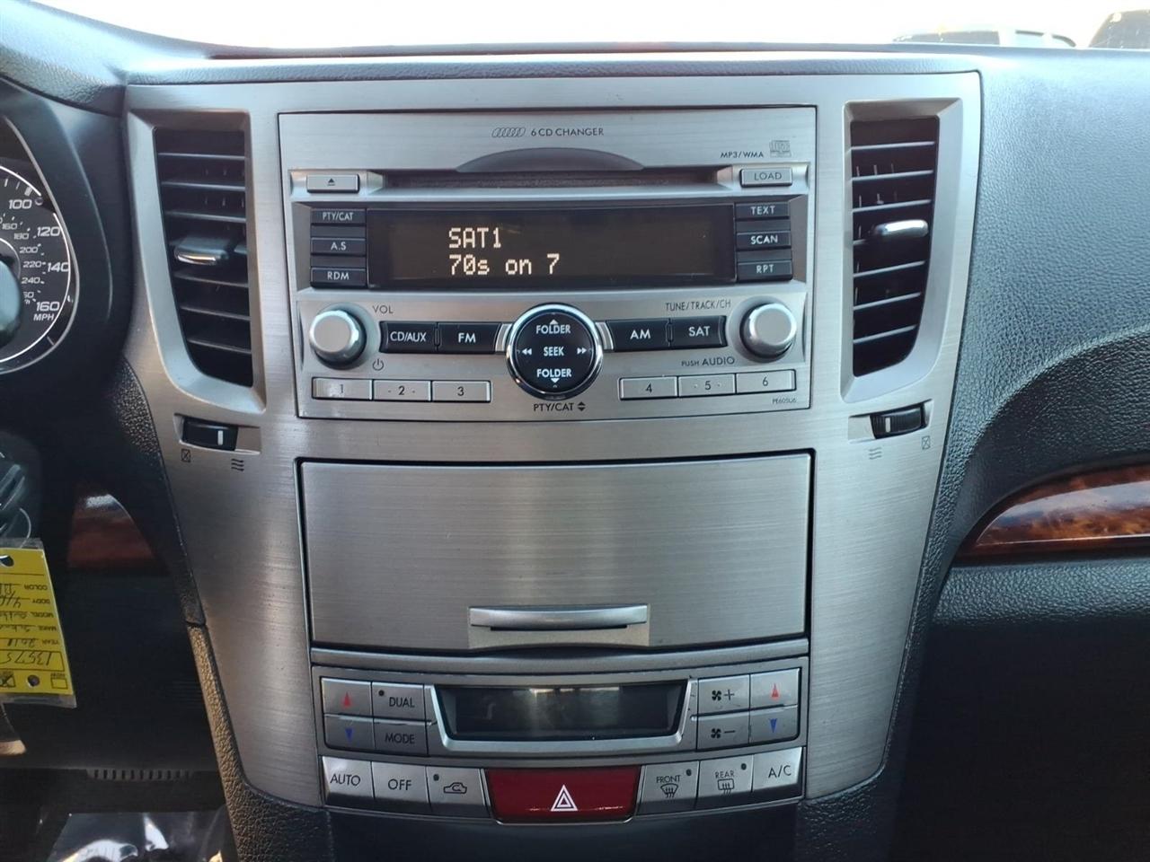 Subaru Outback 3.6R Limited 2011