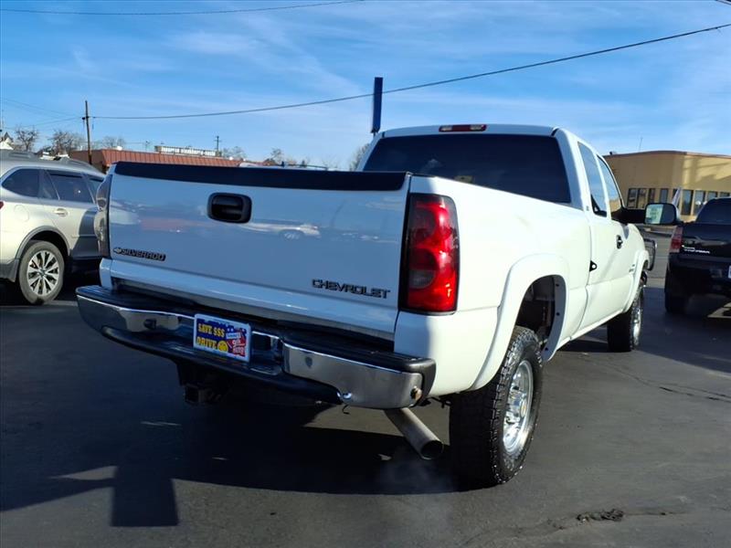 Chevrolet Silverado 2500HD Ext. Cab Long Bed 4WD 2004