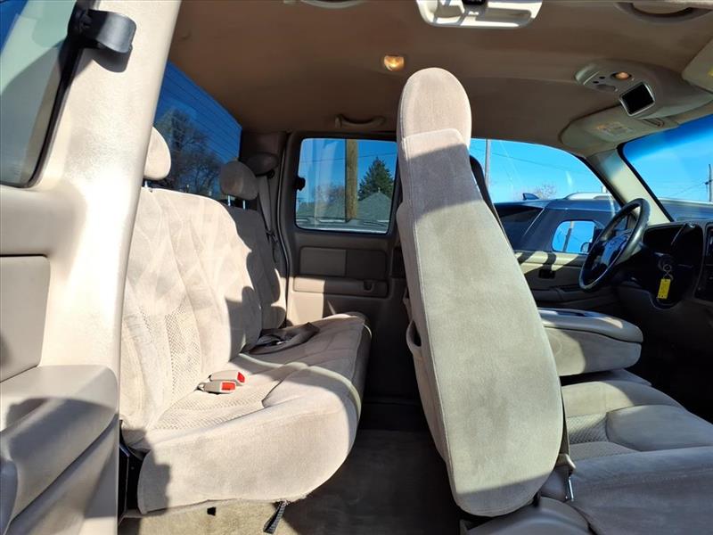 Chevrolet Silverado 2500HD Ext. Cab Long Bed 4WD 2004