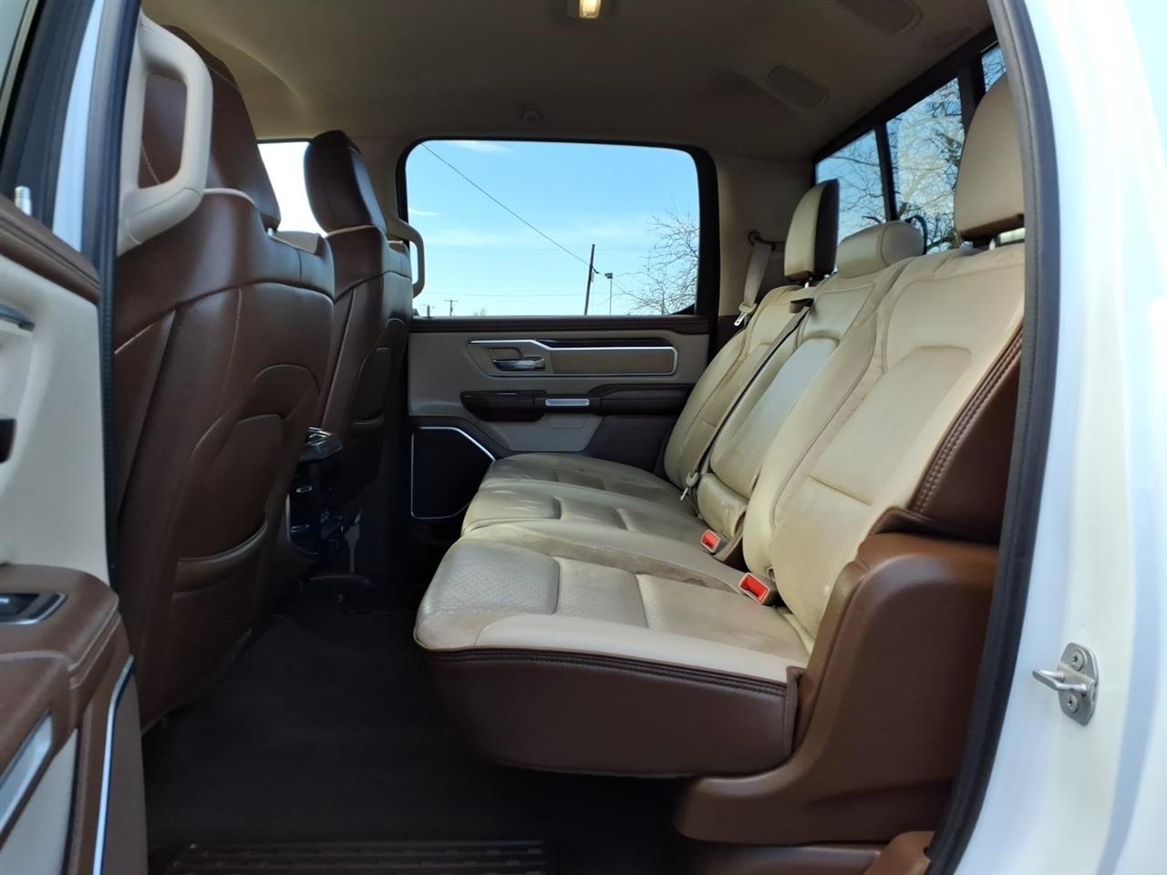 RAM 1500 Laramie Crew Cab LWB 4WD 2019