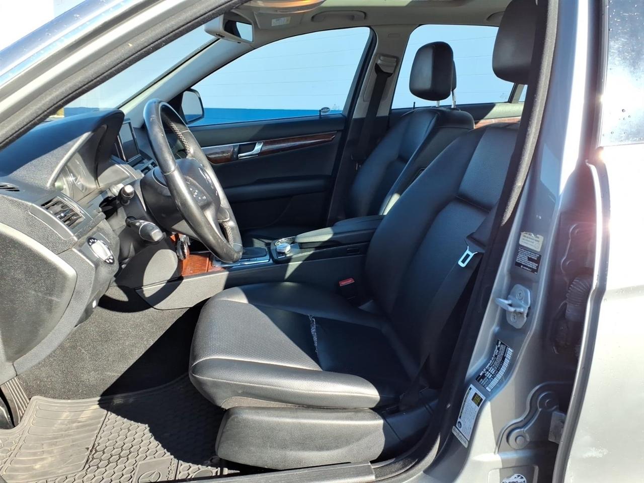 Mercedes-Benz C-Class C300 4MATIC Sport Sedan 2009