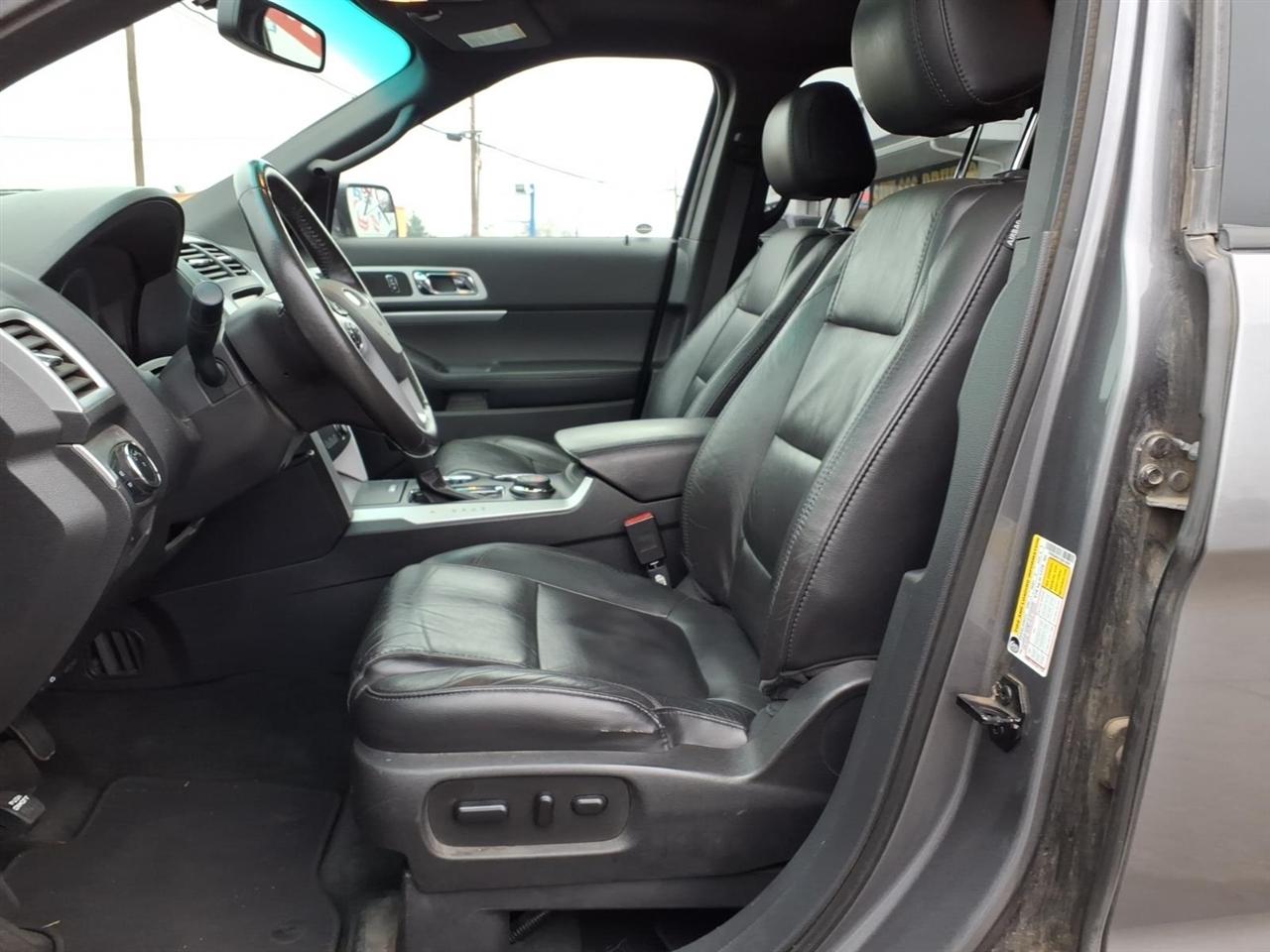 Ford Explorer XLT 4WD 2014