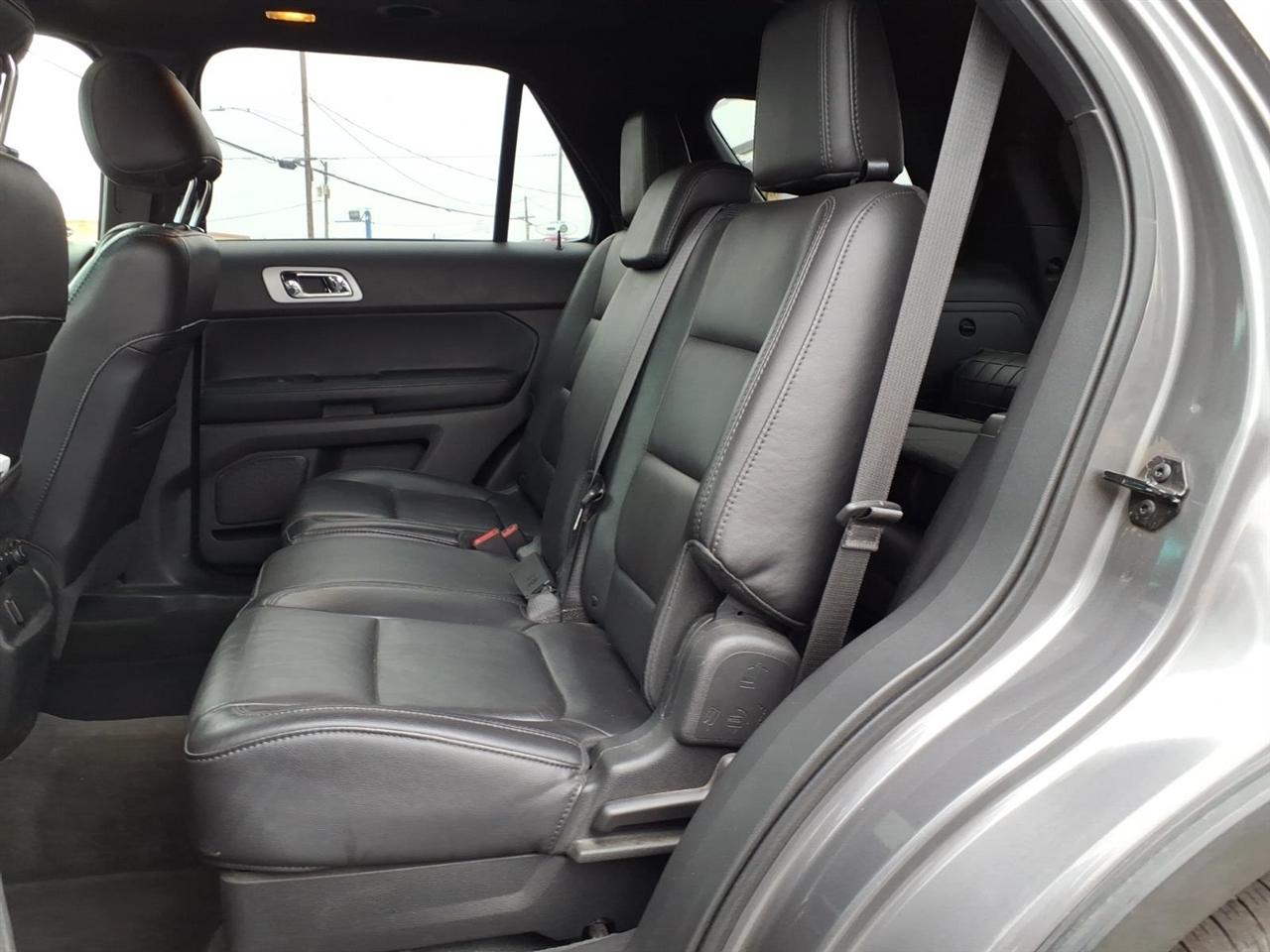 Ford Explorer XLT 4WD 2014