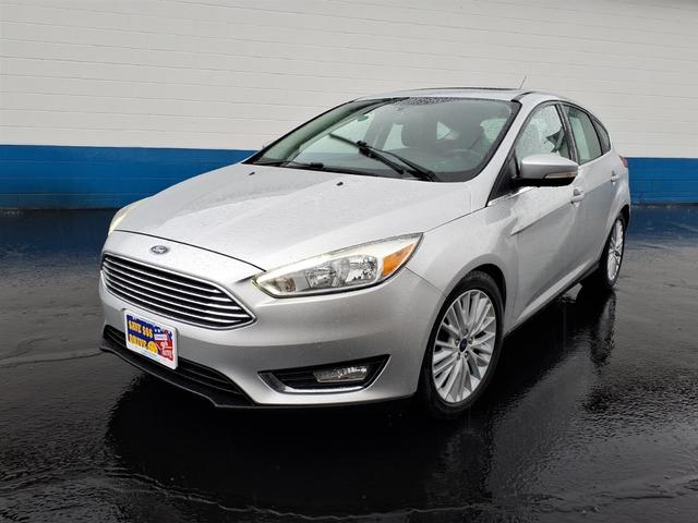 Silver 2017 Ford Focus Titanium Hatchback Hatchback Front-Wheel Drive 6-Speed Automatic