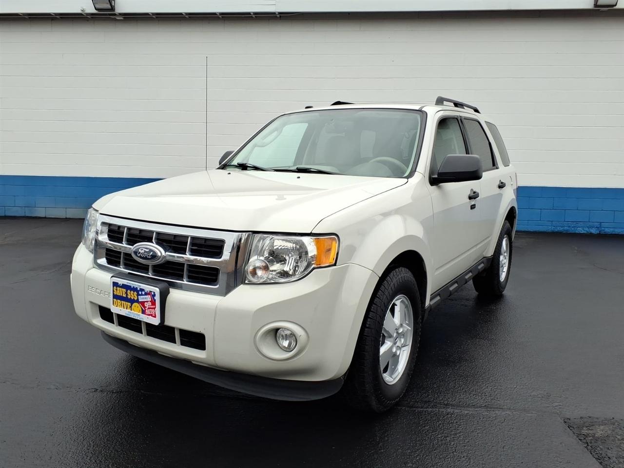 Ford Escape XLT 4WD 2012
