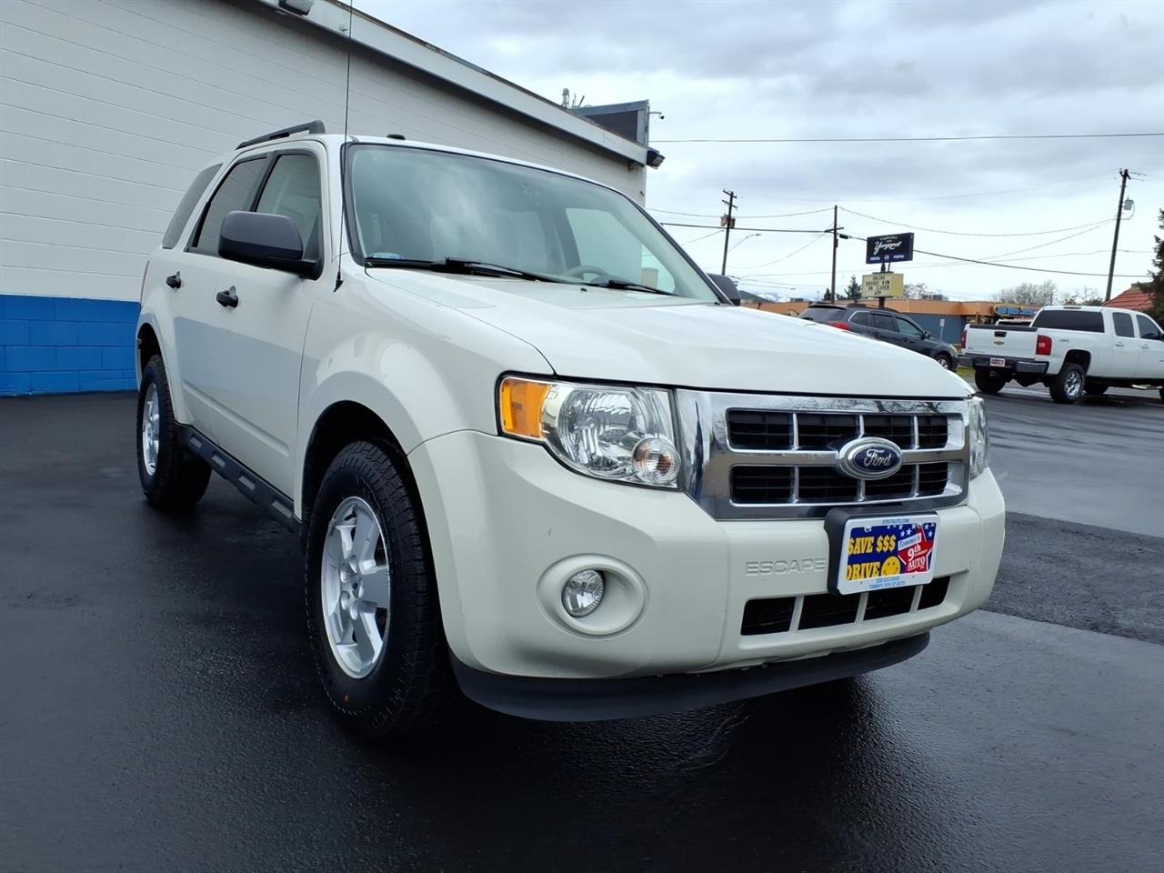 Ford Escape XLT 4WD 2012