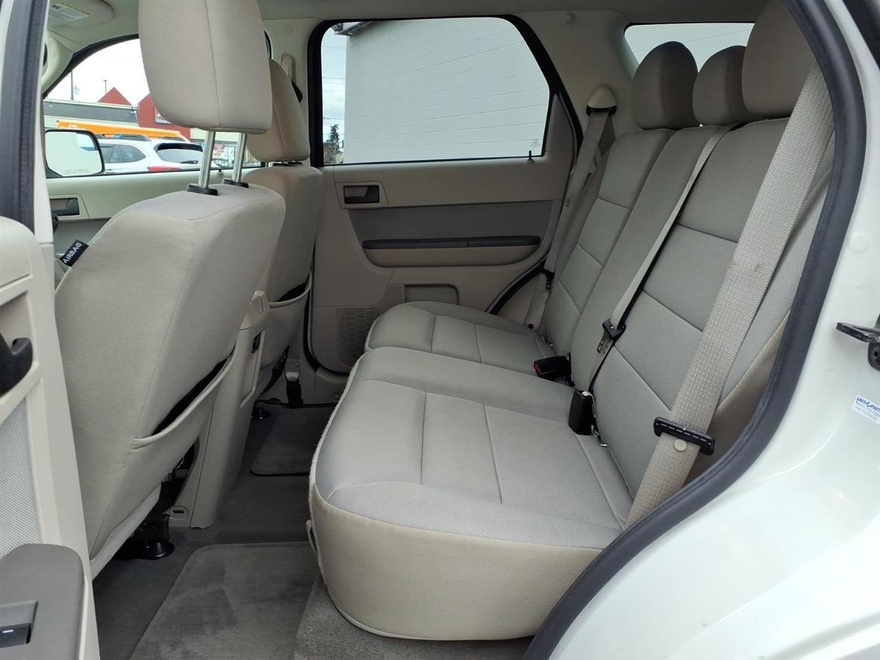 Ford Escape XLT 4WD 2012