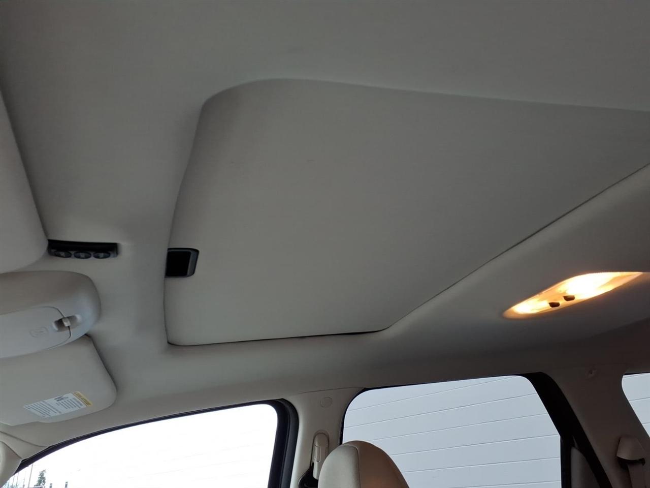 Ford Escape XLT 4WD 2012