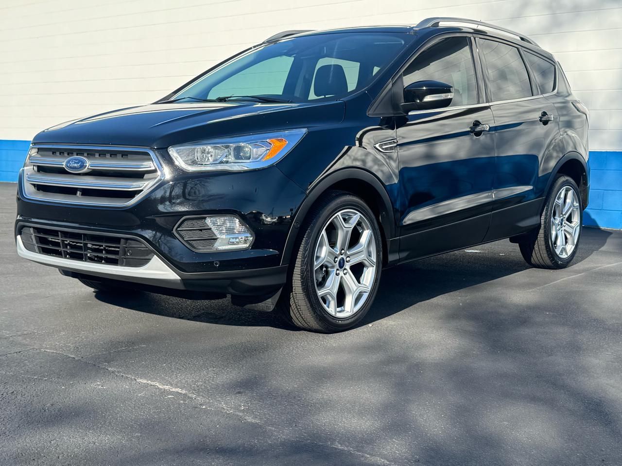 Ford Escape Titanium 4WD 2017