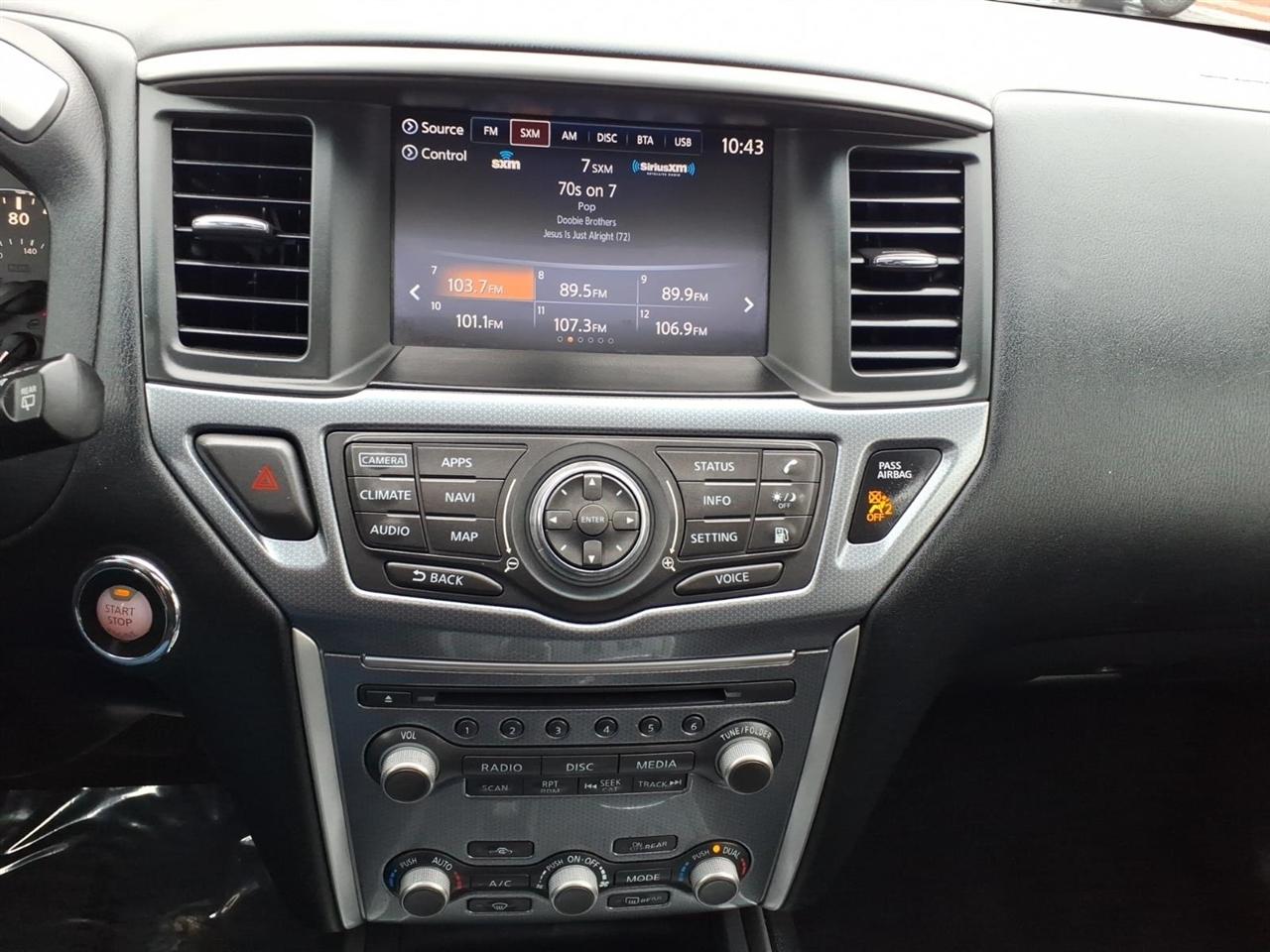 Nissan Pathfinder SL 4WD 2018