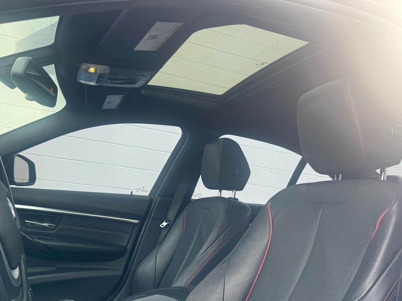 BMW 3-Series 330i xDrive SULEV Sedan 2017