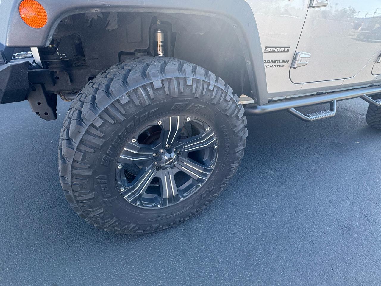 Jeep Wrangler Unlimited Sport 4WD 2011