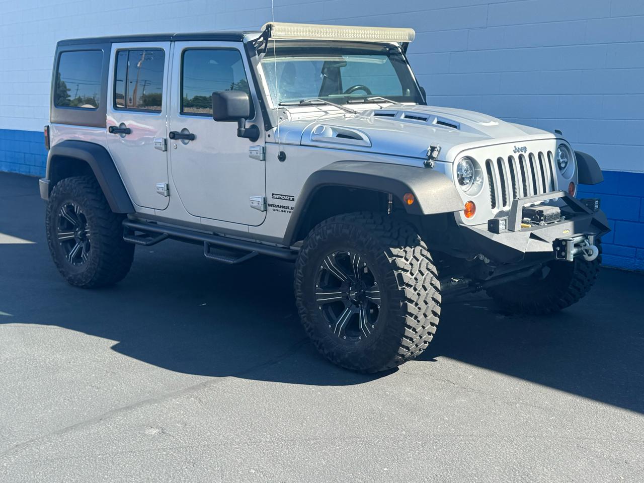 Jeep Wrangler Unlimited Sport 4WD 2011