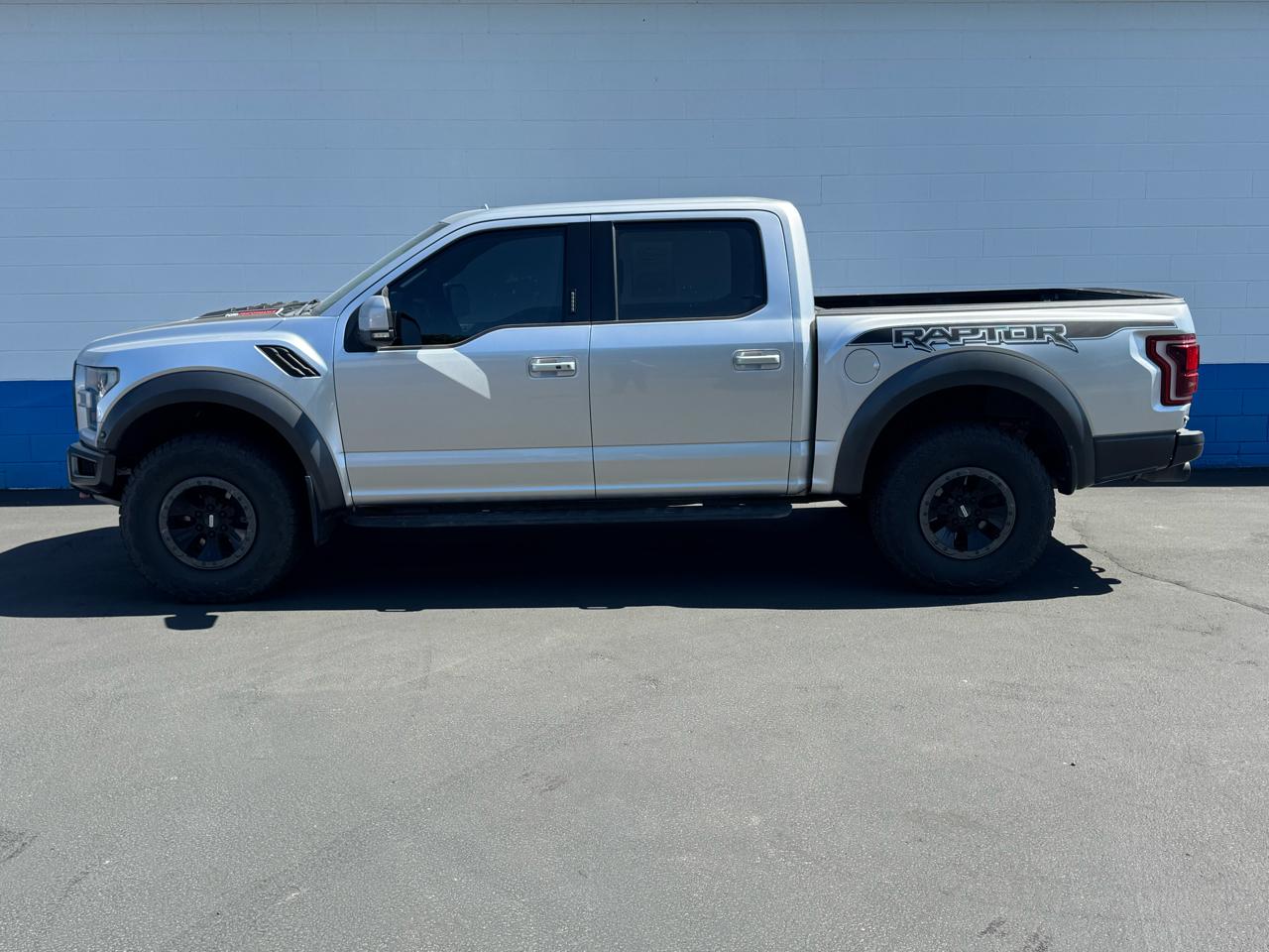 Ford F-150 Raptor SuperCrew 4WD 2019