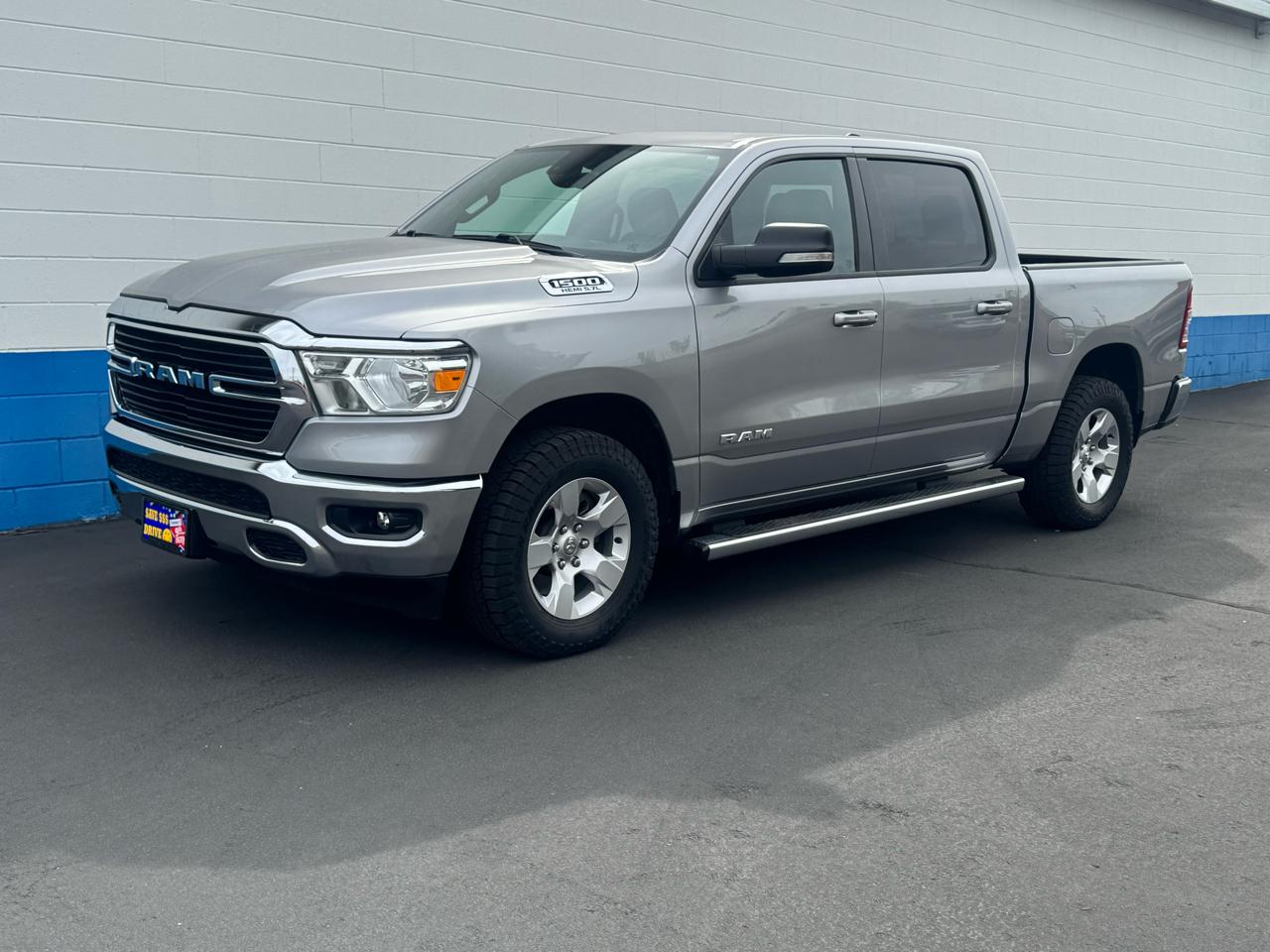 RAM 1500 Big Horn Crew Cab SWB 4WD 2021