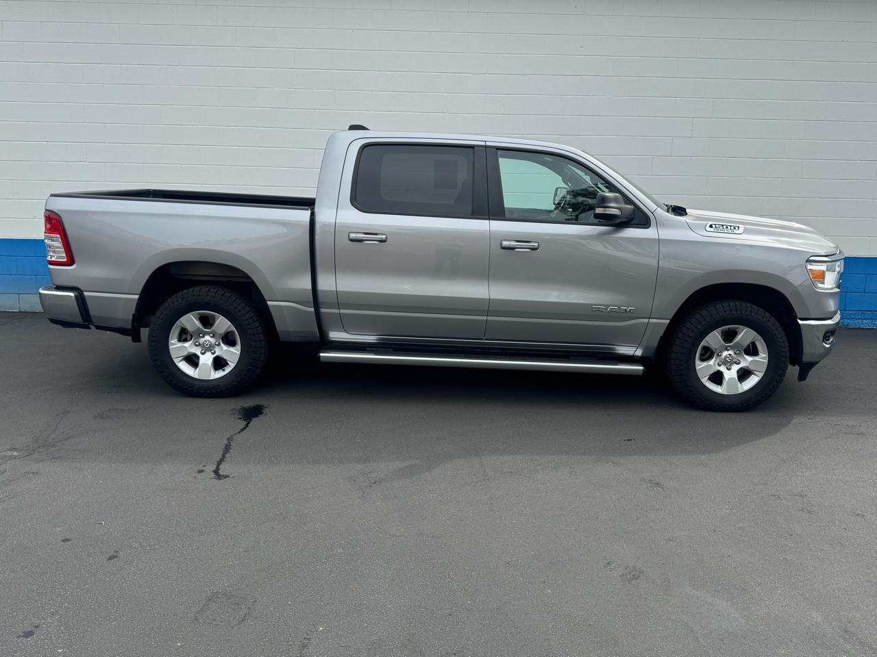 RAM 1500 Big Horn Crew Cab SWB 4WD 2021