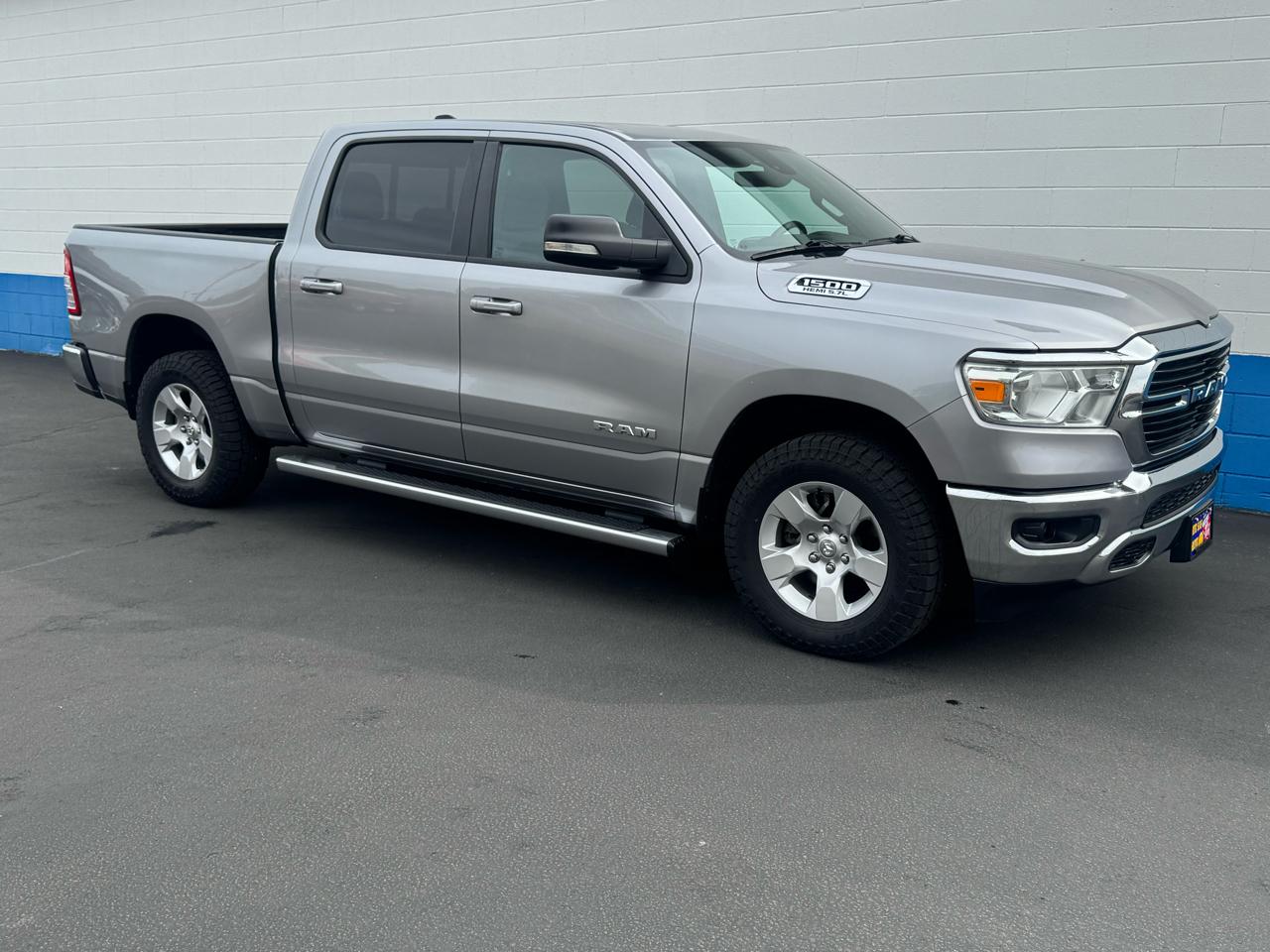 RAM 1500 Big Horn Crew Cab SWB 4WD 2021