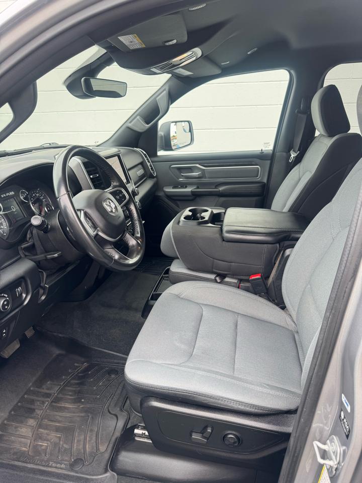 RAM 1500 Big Horn Crew Cab SWB 4WD 2021