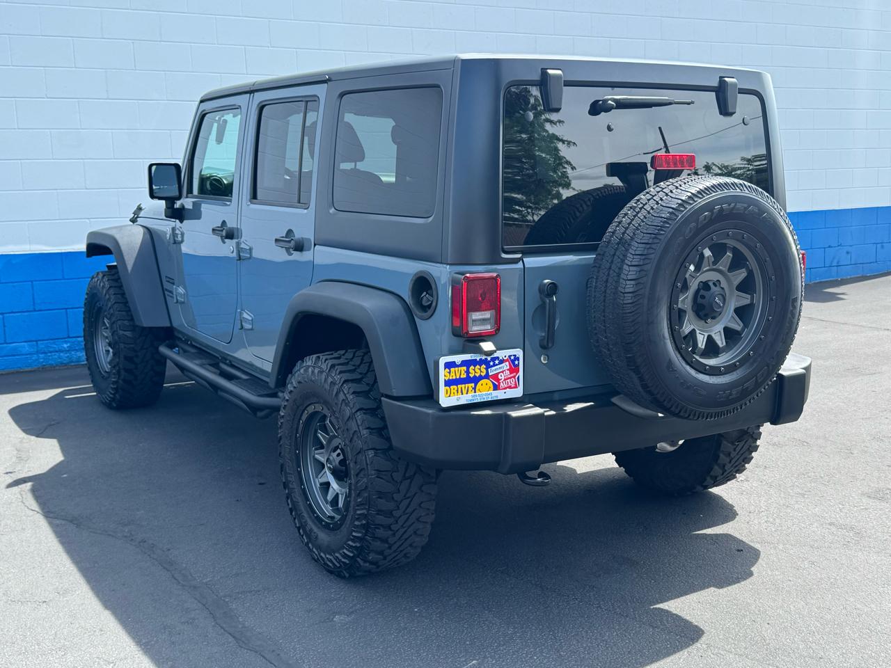 Jeep Wrangler Unlimited Sport 4WD 2015