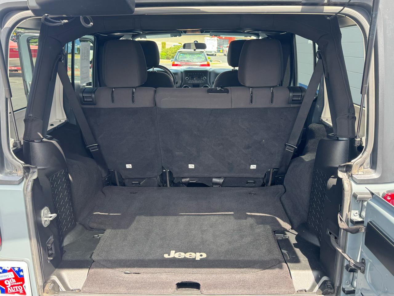 Jeep Wrangler Unlimited Sport 4WD 2015