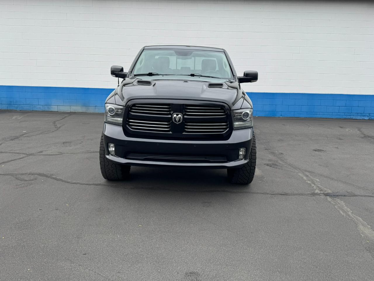 RAM 1500 Sport Crew Cab SWB 4WD 2016