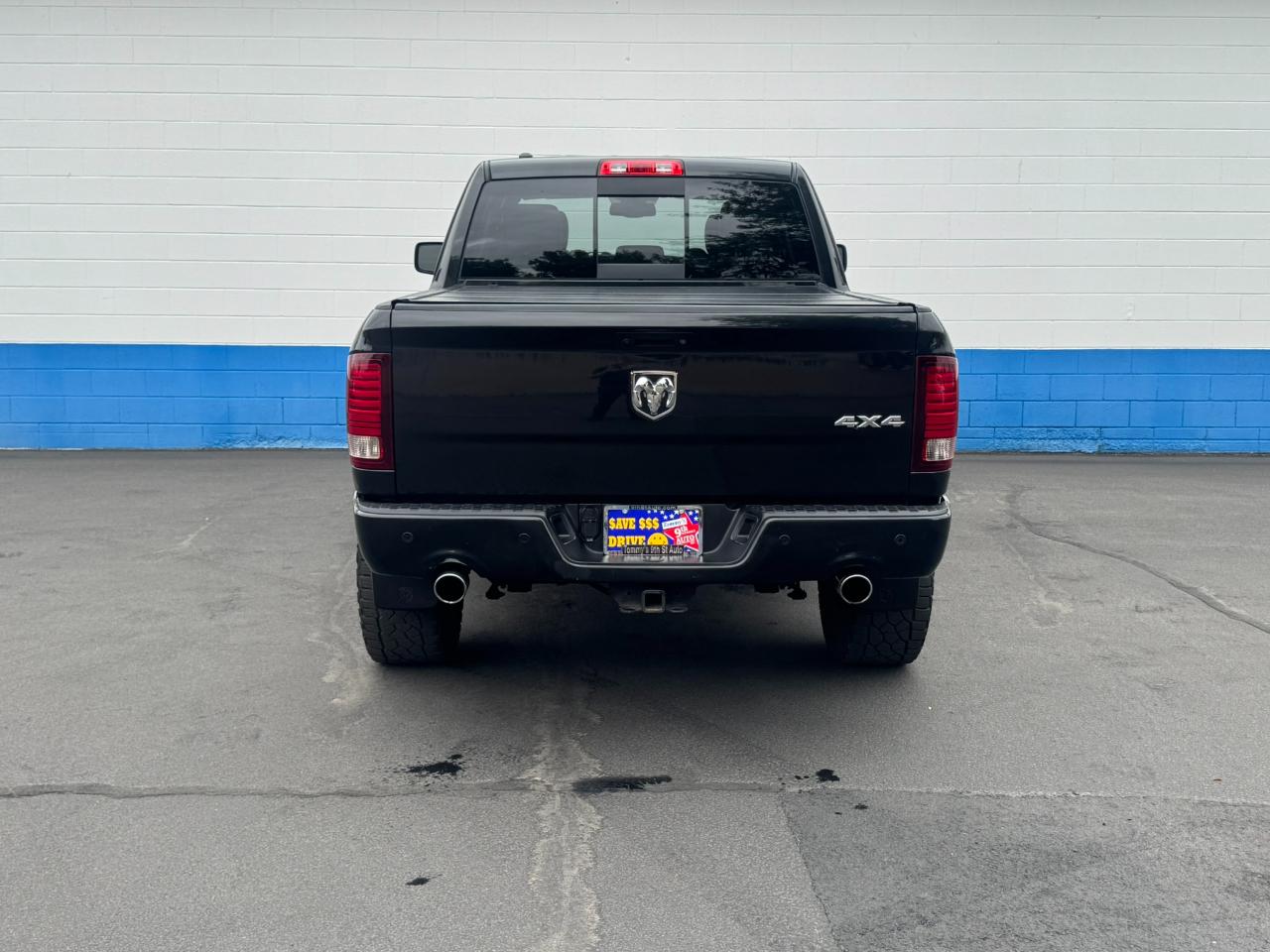 RAM 1500 Sport Crew Cab SWB 4WD 2016