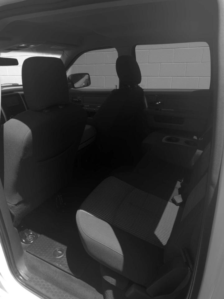 Dodge 1500 SLT Crew Cab 4WD 2012
