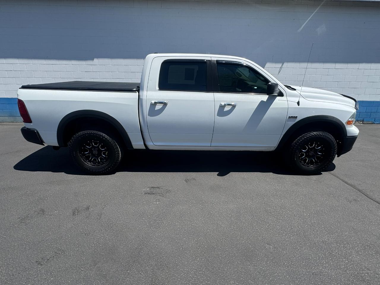 Dodge 1500 SLT Crew Cab 4WD 2012