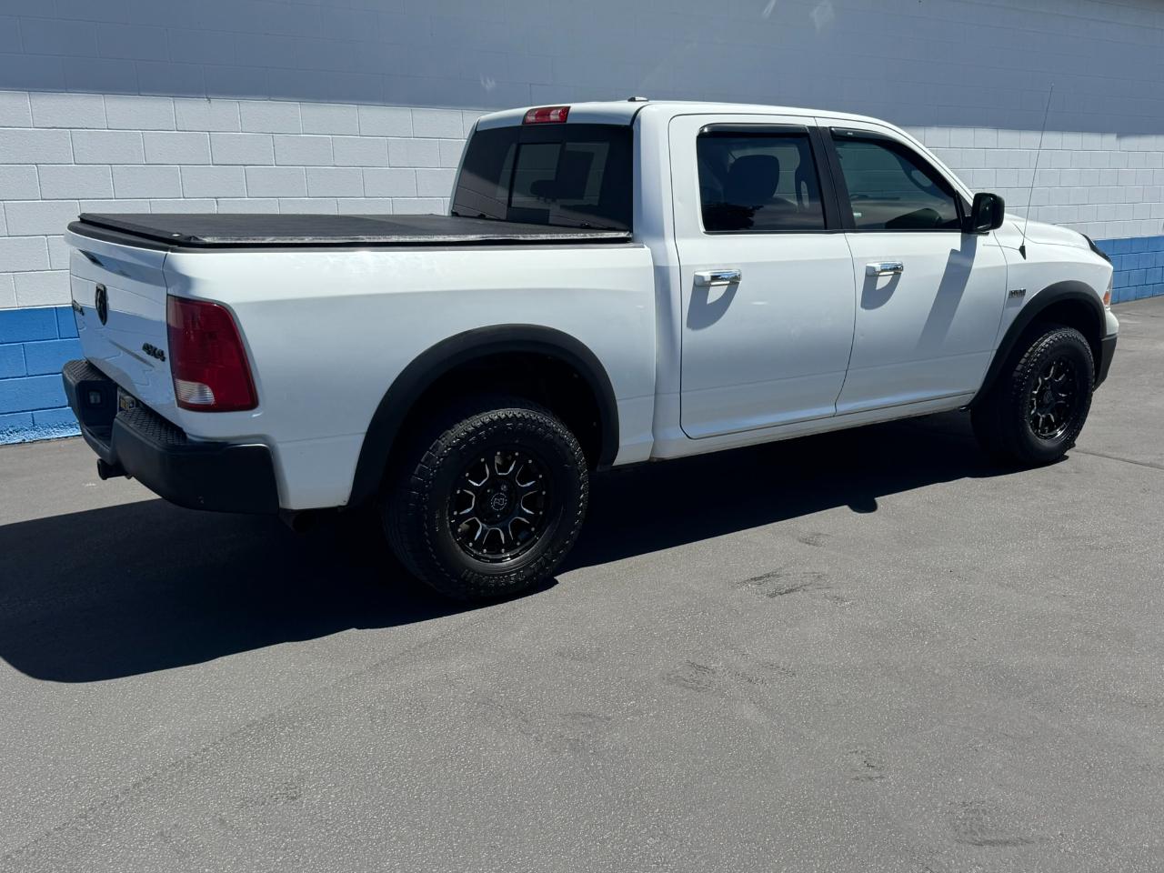 Dodge 1500 SLT Crew Cab 4WD 2012